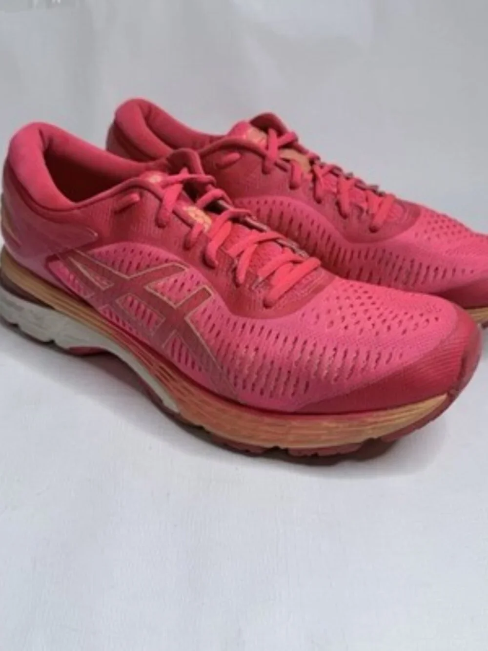 ASICS Womens Size 10 Gel Kayano 25  Running Shoes Comfort Walking Sneakers